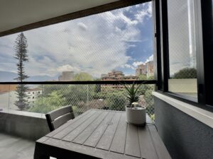 Apartamento en arriendoen la exclusiva unidad residencial Parma Apartamentos, en Lalinde, El Poblado, Medellín