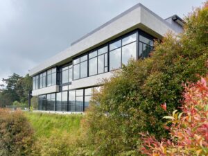 Luxury countryside mansion near the airport in Envigado. Experience privacy, nature, and elegance just 15 minutes from José María Córdova Airport.